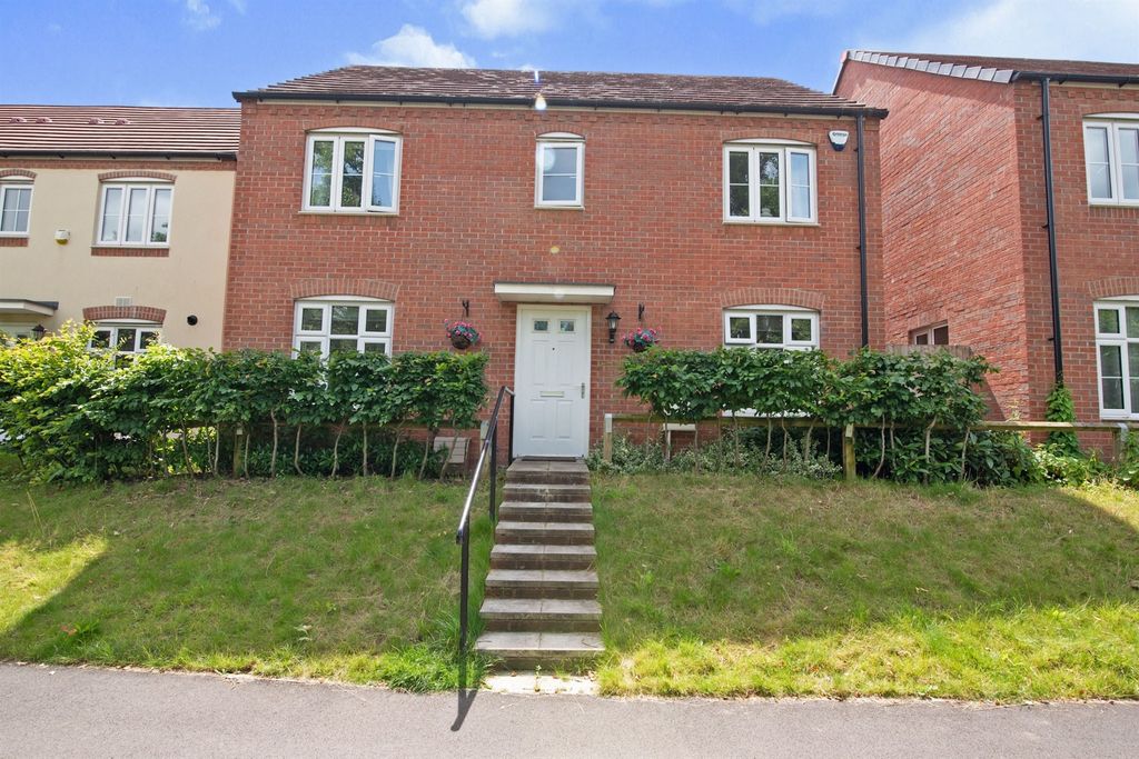 Property photo 1 of 30
