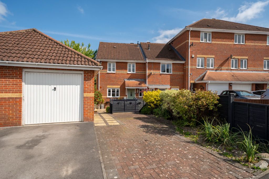 Property photo 1 of 23