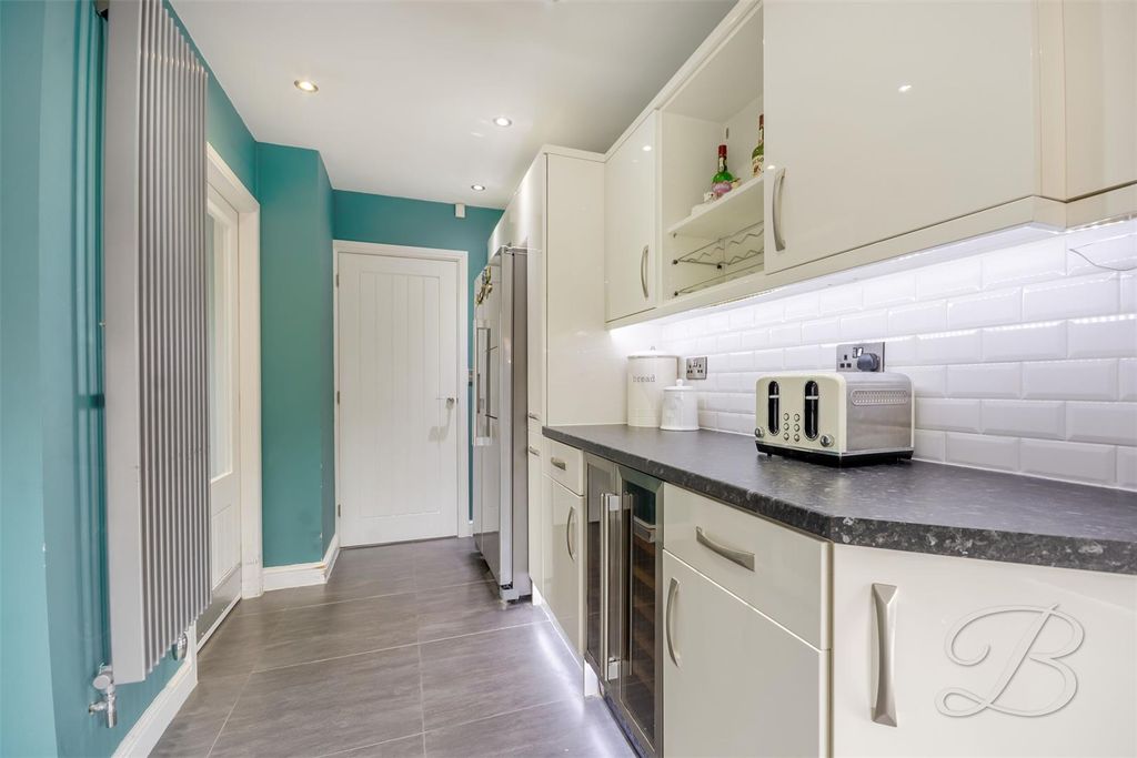 Property photo 3 of 30 Ccltd-14.Jpg