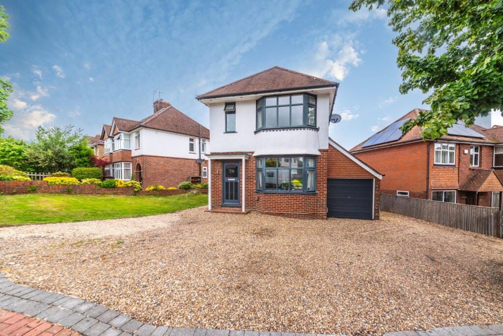 Property photo 1 of 17