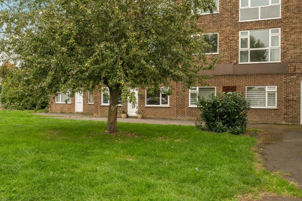 Property photo 1 of 16 External