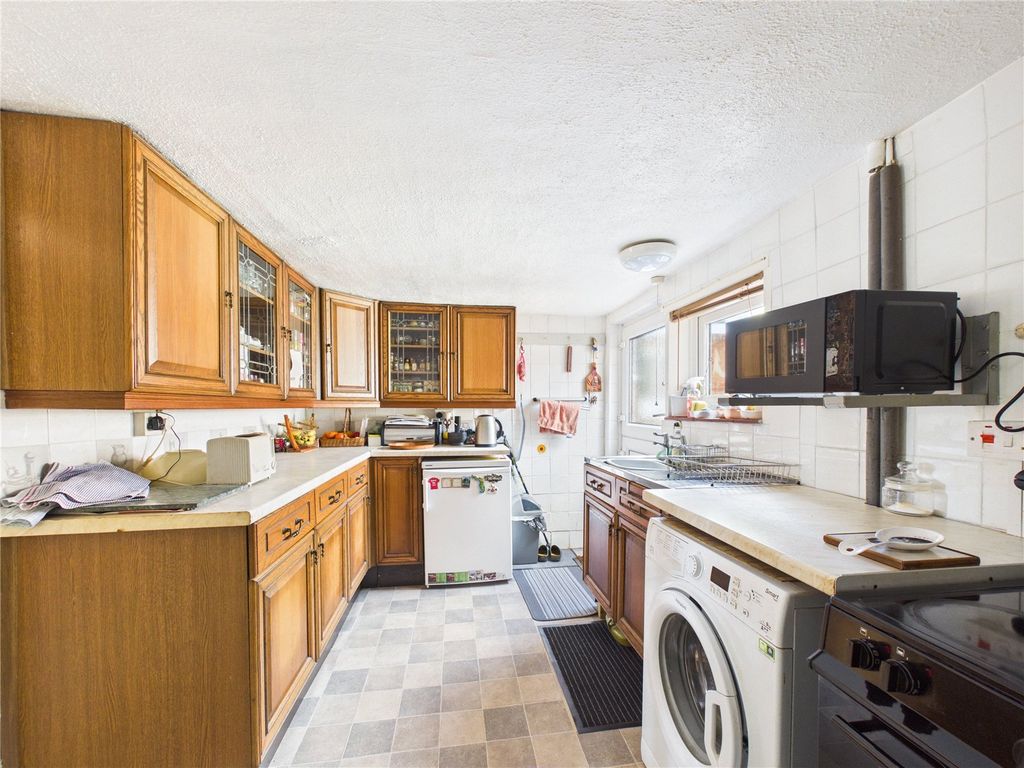 Property photo 3 of 17 Picture No. 12