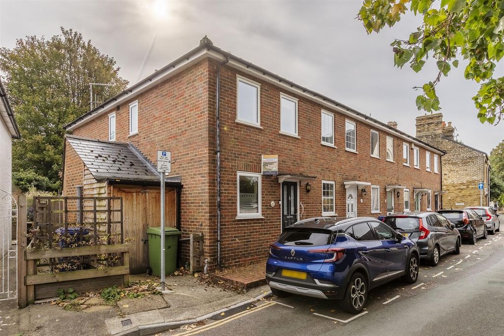 Property photo 1 of 25