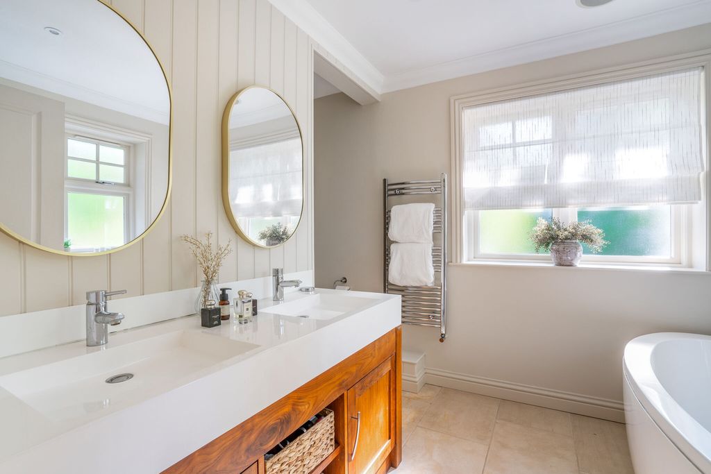 Additional image 6 of 5 bed detached house for saleWaverley Avenue, Fleet GU51