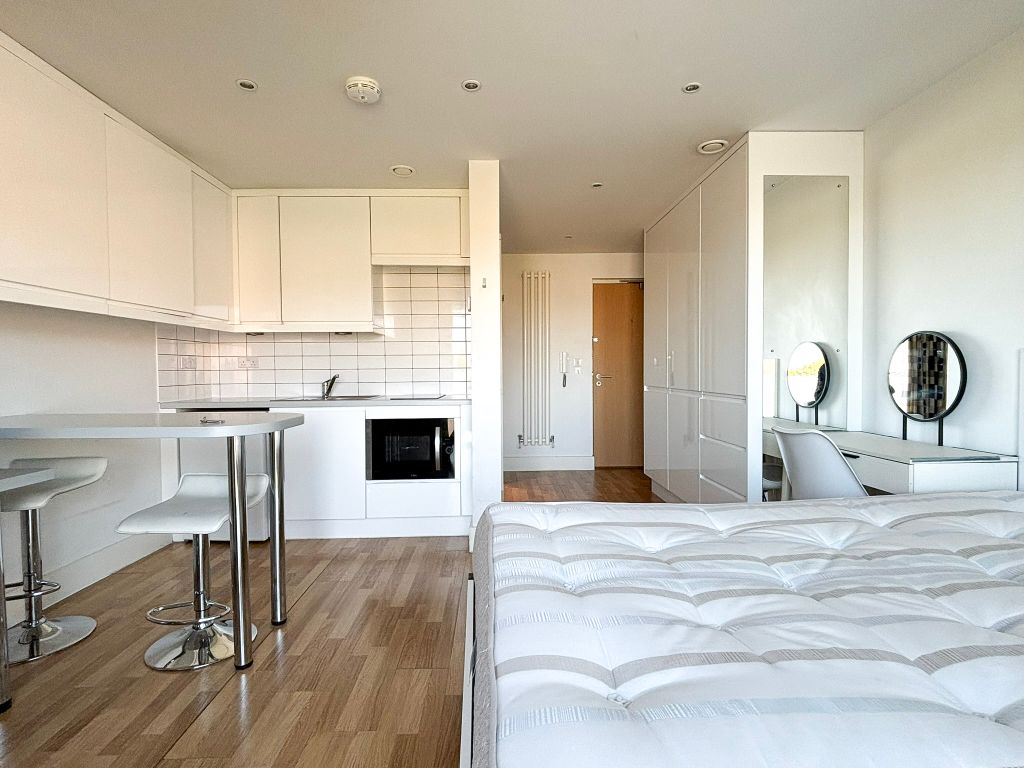 Property photo 3 of 12 Img_3132