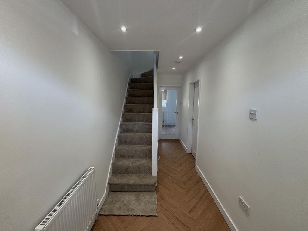 Property photo 3 of 31 83 Ashtree Stairs 1.Jpeg