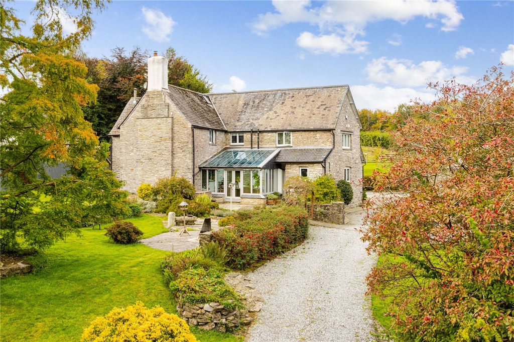 Property photo 1 of 30 Side Elevation