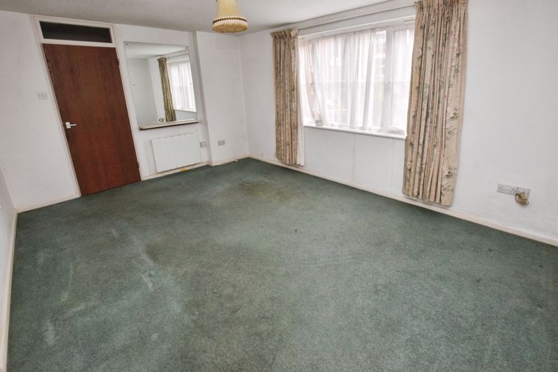 Property photo 2 of 6 Photo 6