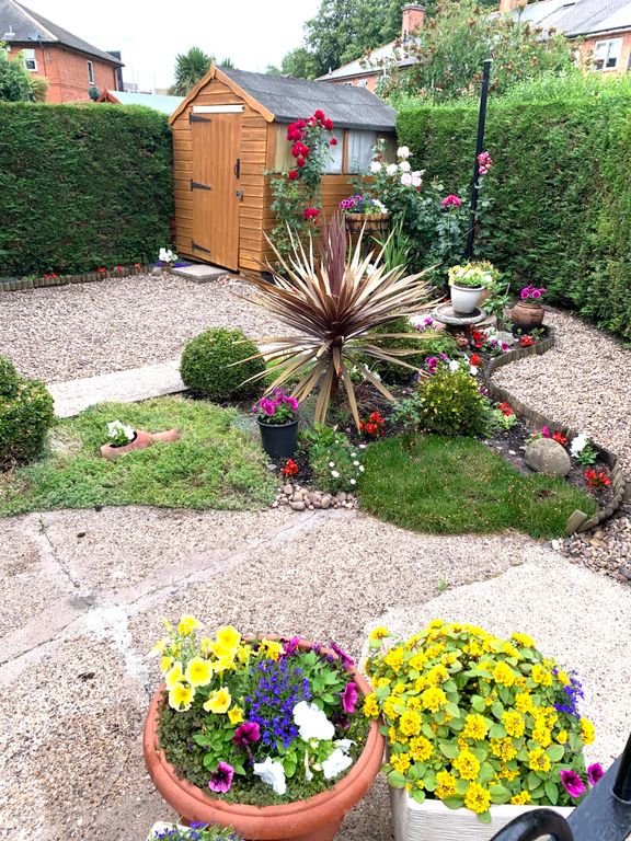 Property photo 2 of 17