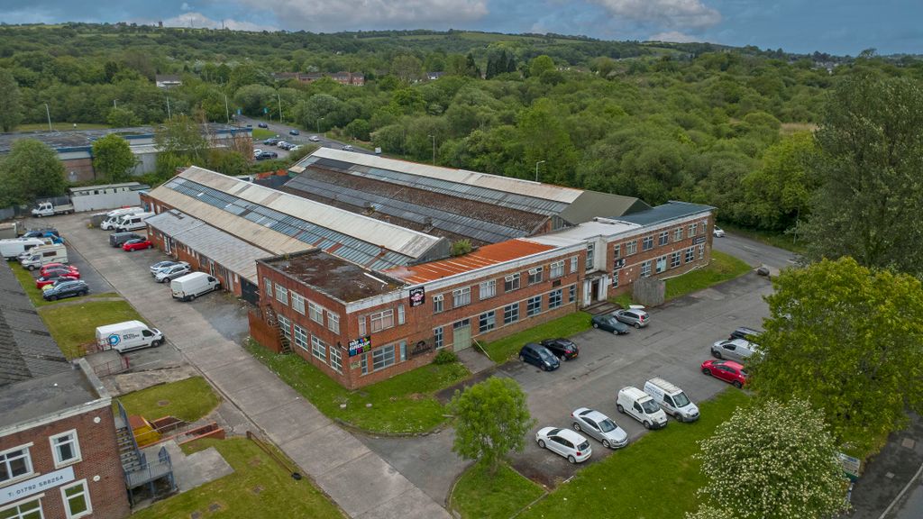 Property photo 1 of 31