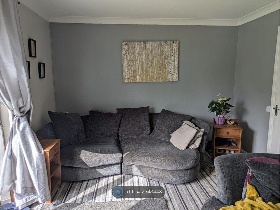 Property photo 3 of 5