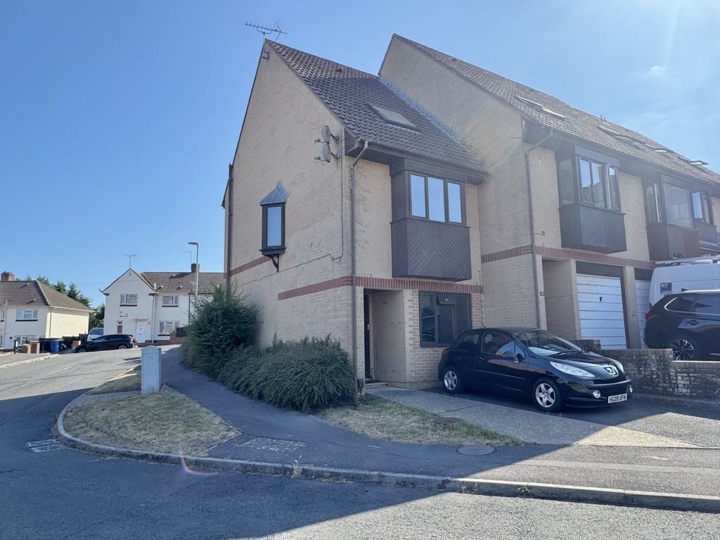 Property photo 1 of 22