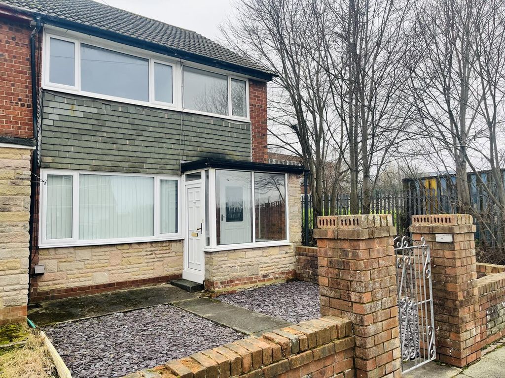 Property photo 1 of 23 Front (Exterior)