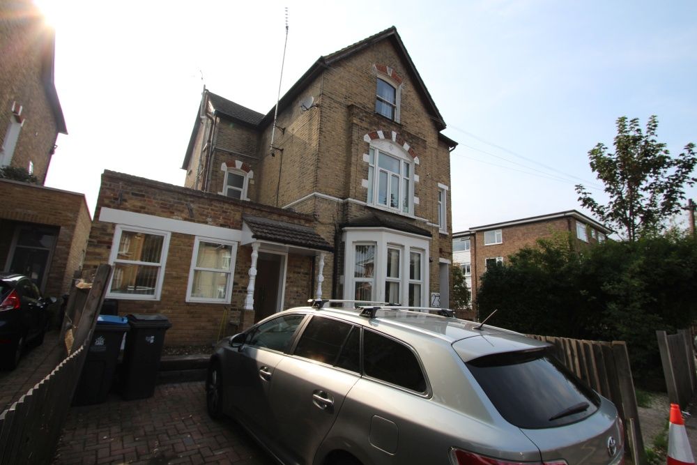 Property photo 1 of 5