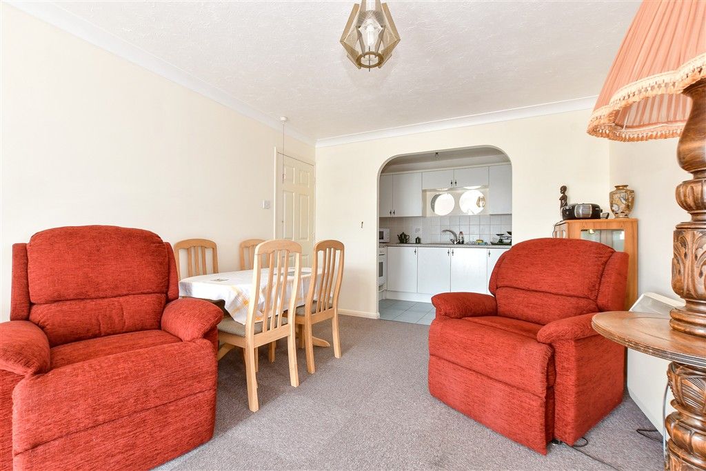 Property photo 3 of 10 Lounge/ Dining Room