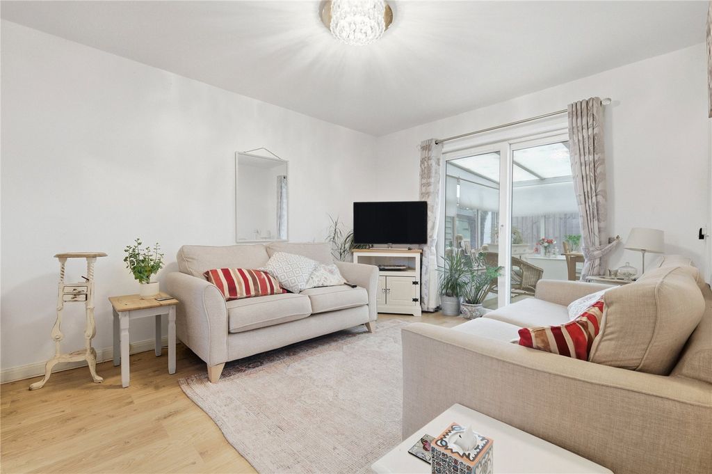 Property photo 2 of 9 Picture No. 06