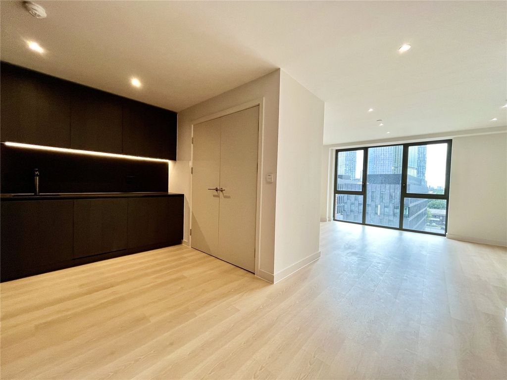 Property photo 3 of 30 Picture No. 03