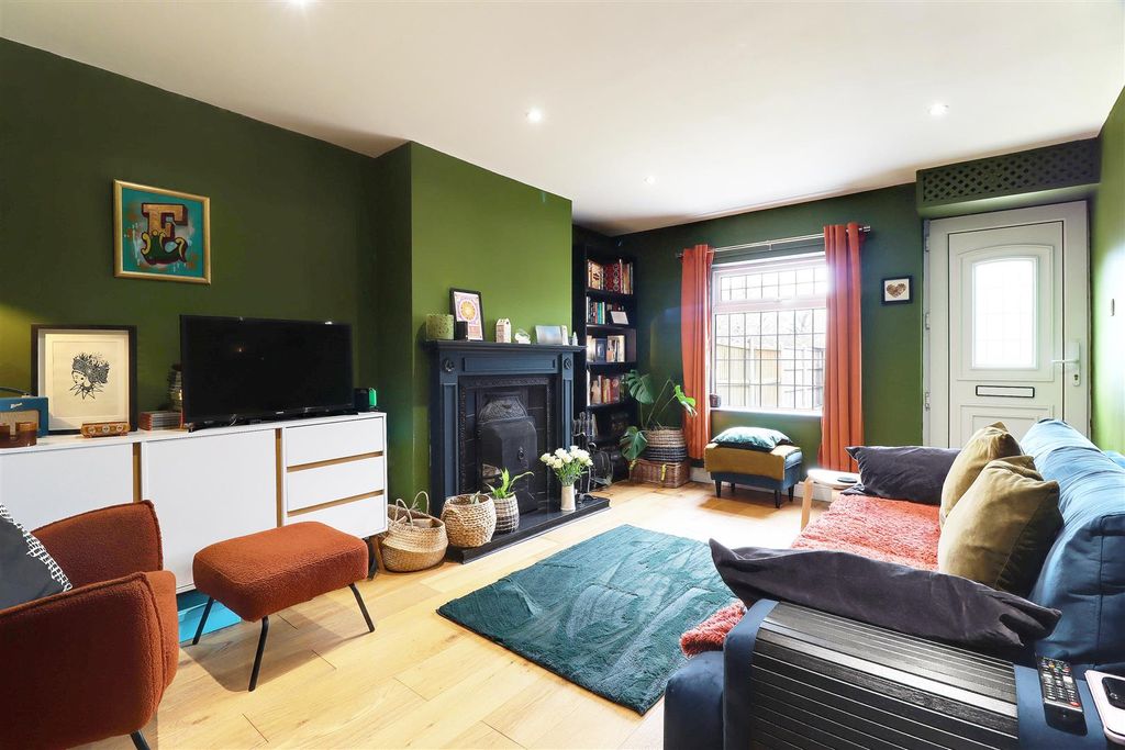 Property photo 3 of 14 Img_3823-Img_3825.Jpg