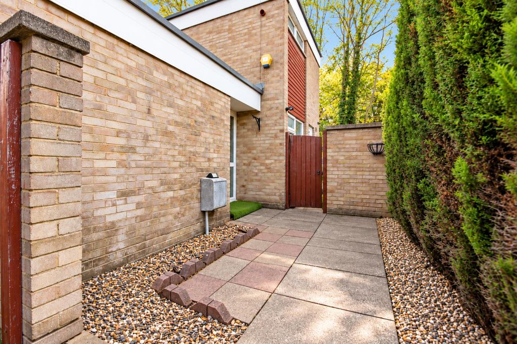 Property photo 1 of 18 3Fdb7c6A-2E25-476E-Ad28-80F8383c5Ec2.Png