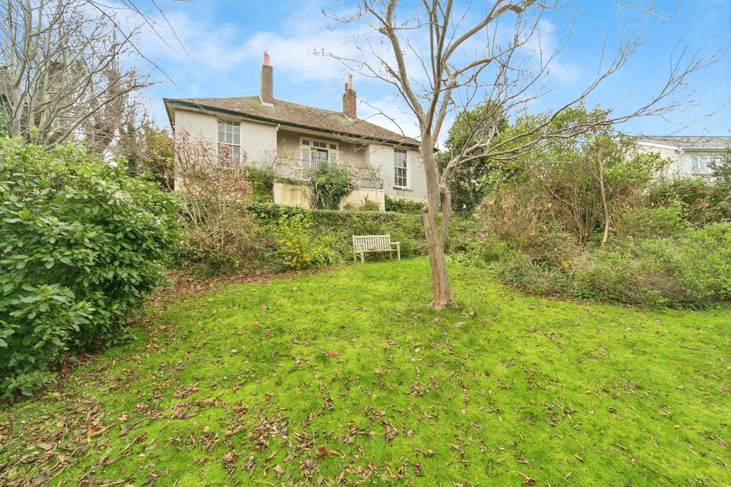Property photo 1 of 18 Pbox-Img.Jpg
