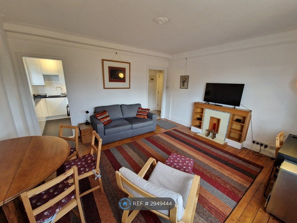 Property photo 3 of 6