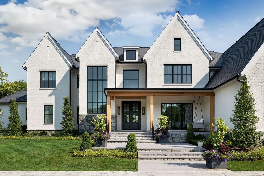 Property photo 1 of 21