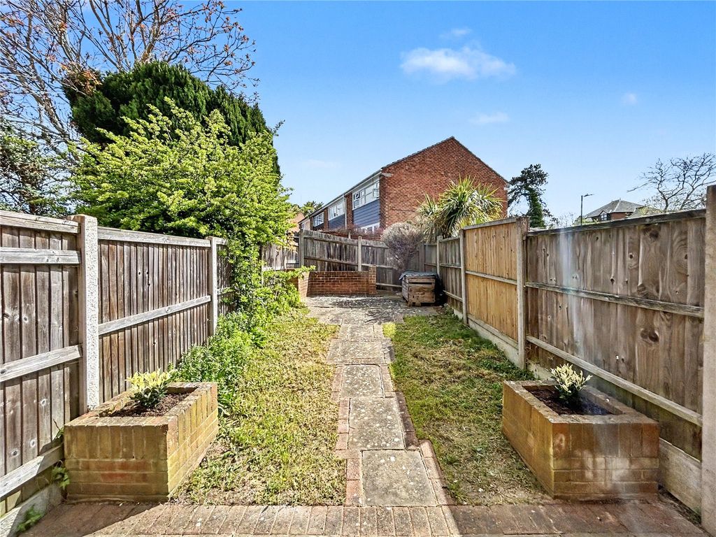 Property photo 3 of 16 Picture No. 06