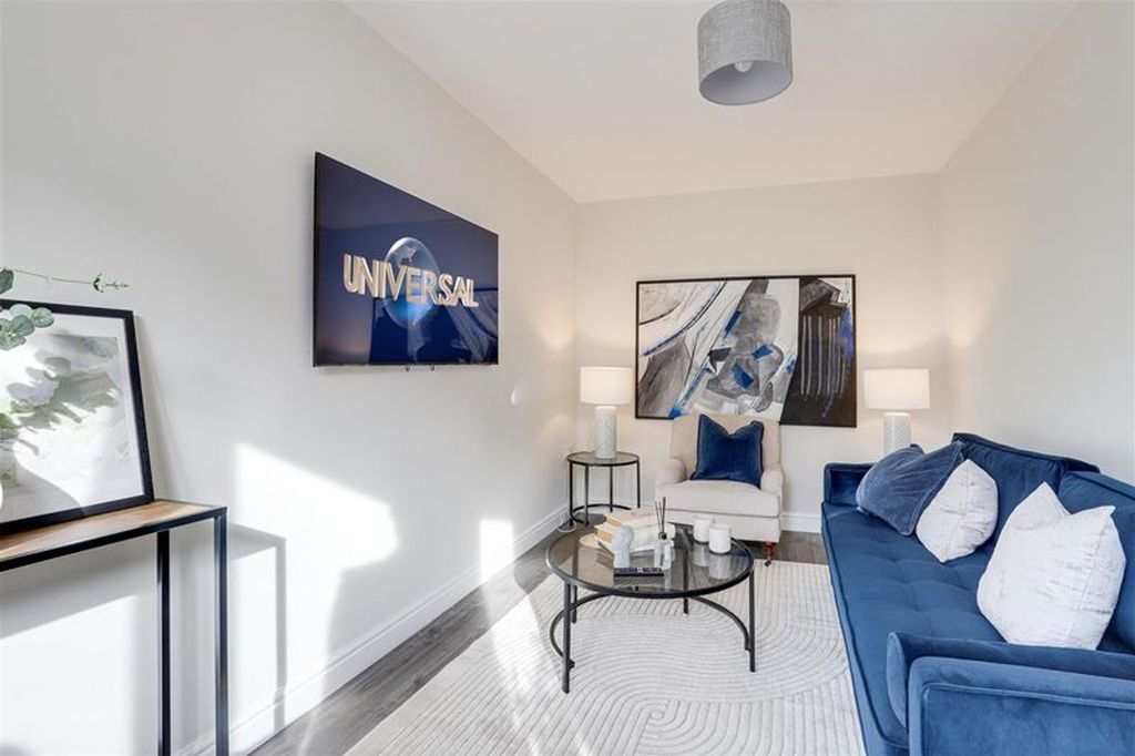 Property photo 3 of 22