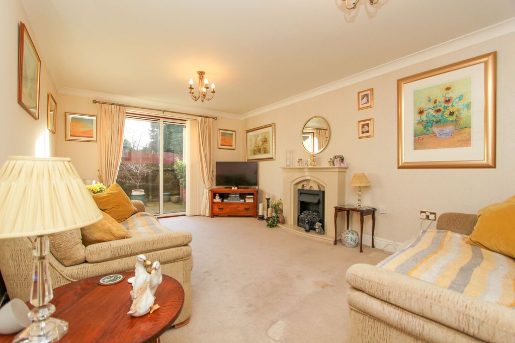 Property photo 2 of 19