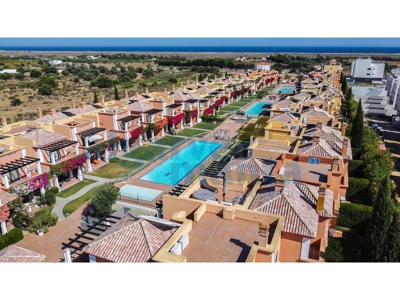 Property photo 2 of 36