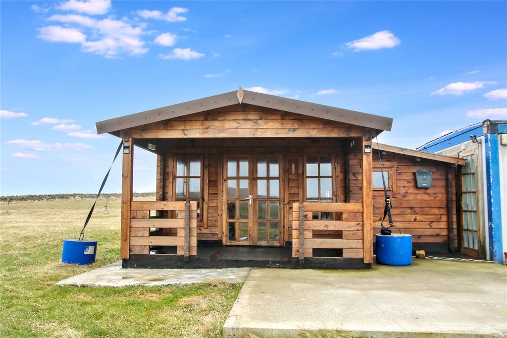 Property photo 1 of 17 Cabin