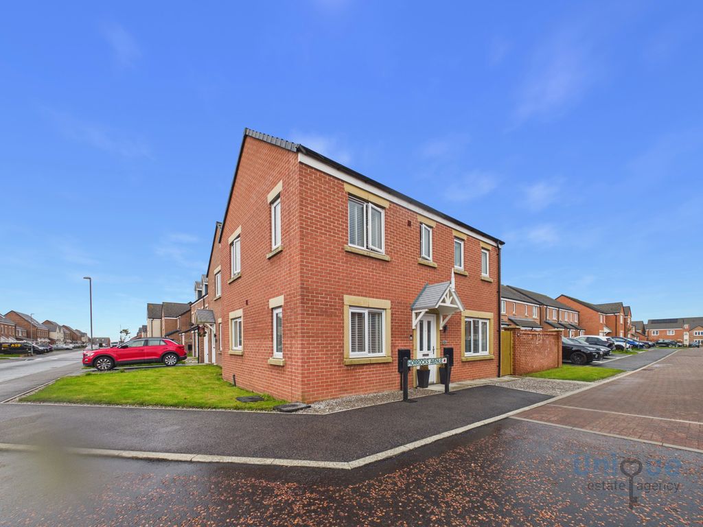 Property photo 1 of 25