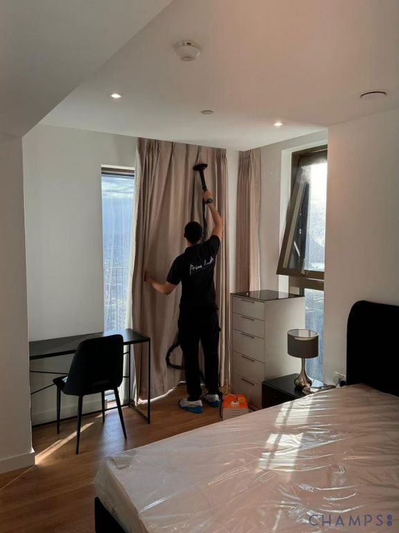 Property photo 3 of 7 Gallery