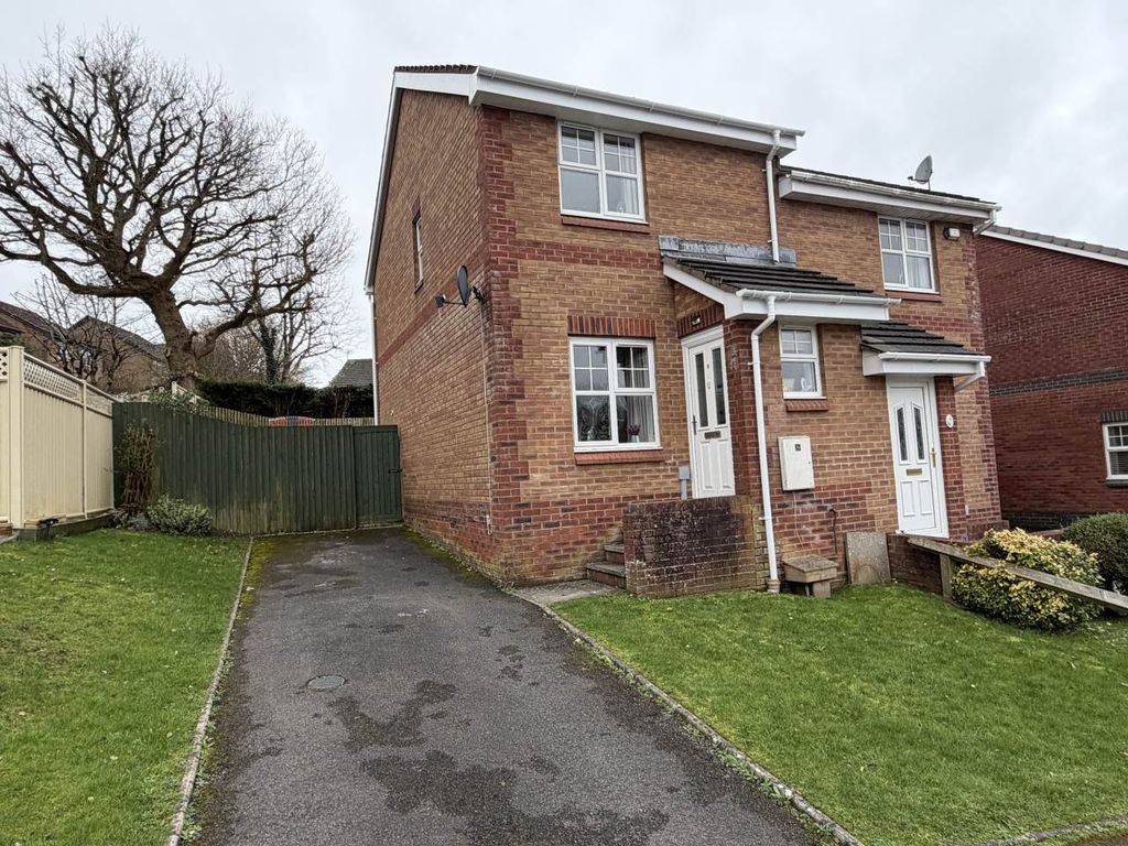 Property photo 2 of 7 Front Elevation