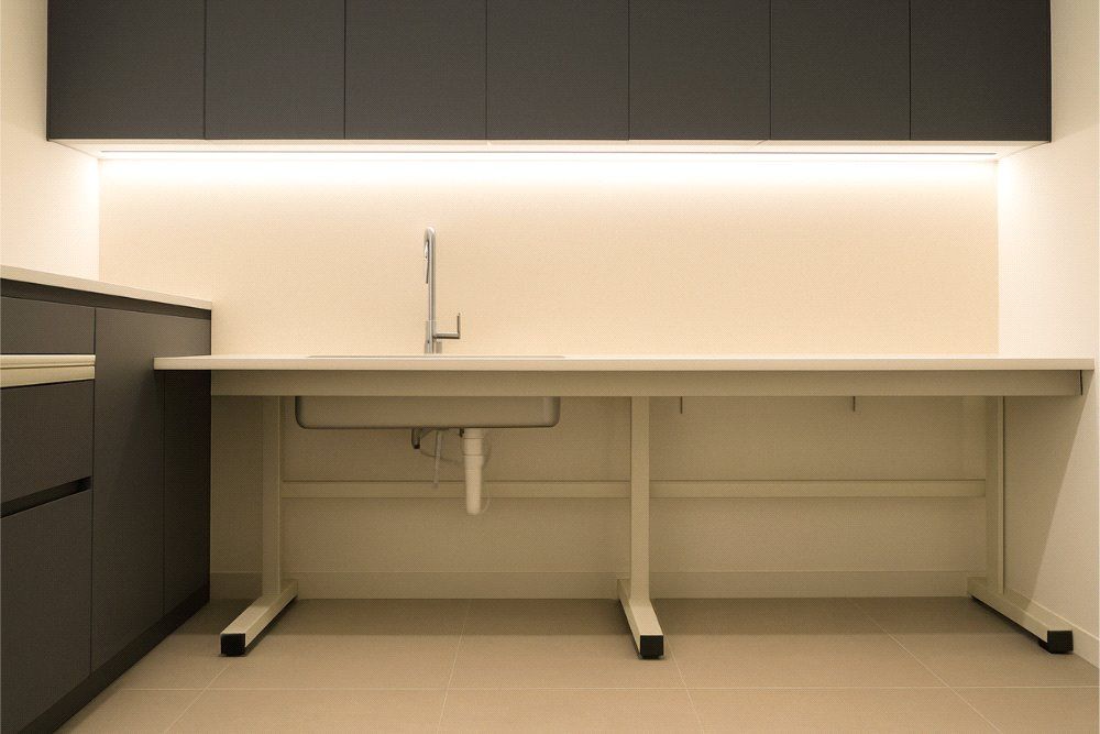 Property photo 3 of 20 Kitchen