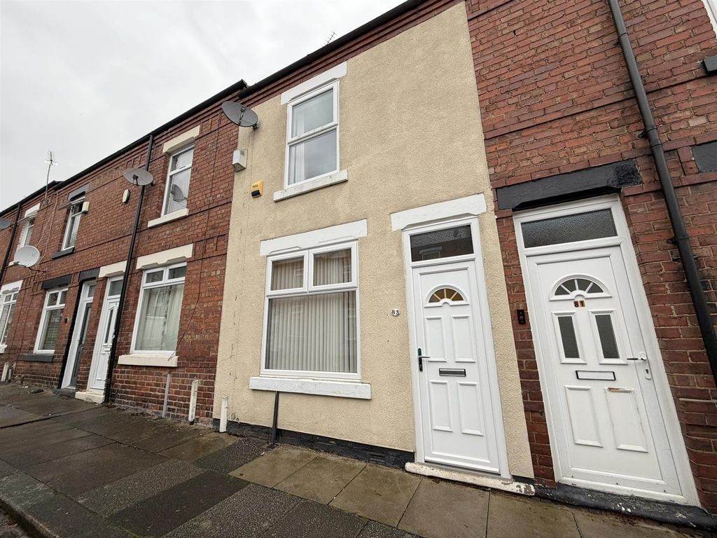 Property photo 2 of 11 Externally