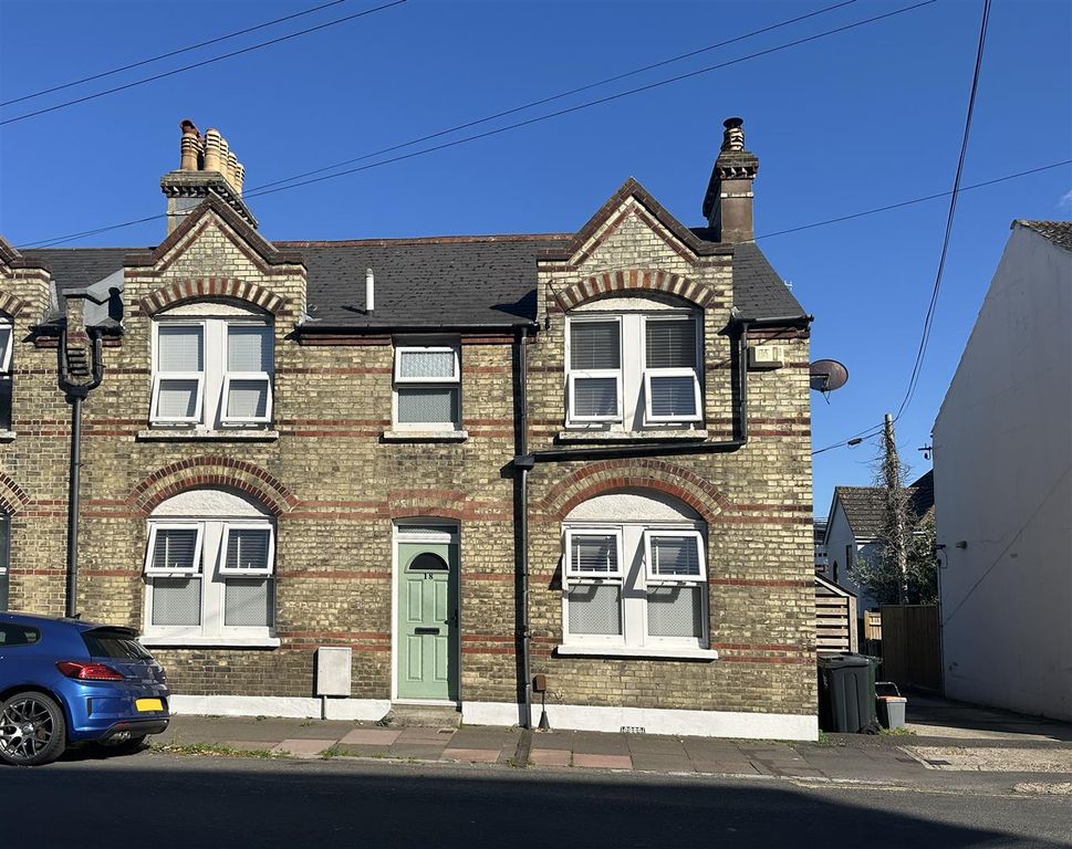 Property photo 1 of 17