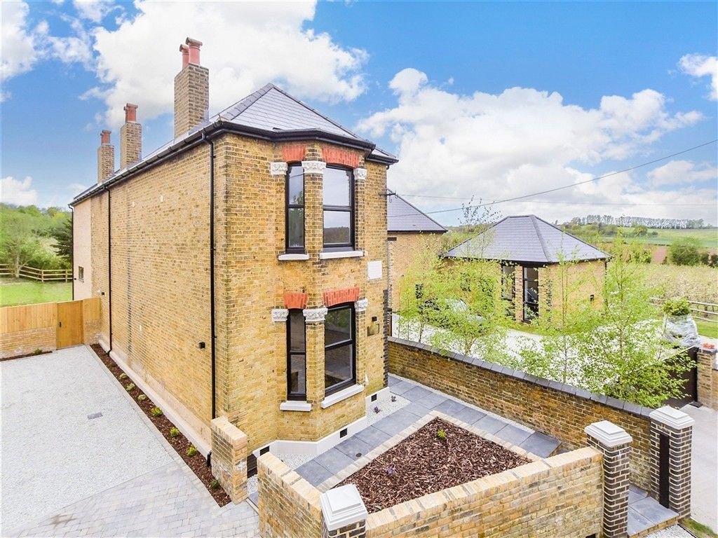 Property photo 1 of 15 External (Web)