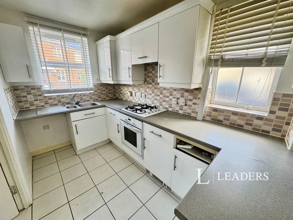 Property photo 2 of 20 Pbox-Img.Jpg