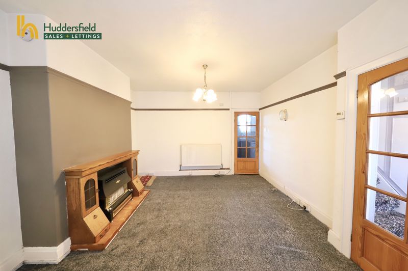 Property photo 1 of 13 Living Room