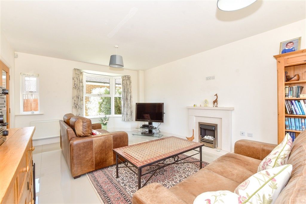 Property photo 3 of 8 Sitting Room
