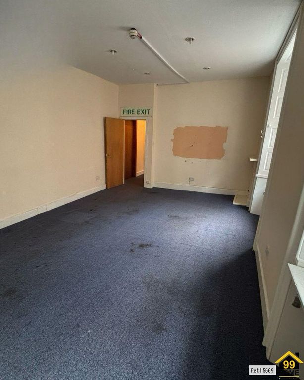 Property photo 2 of 10 Photo 1