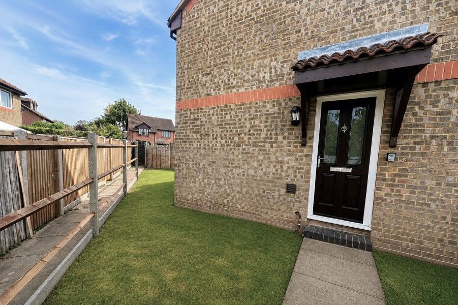 Property photo 1 of 3