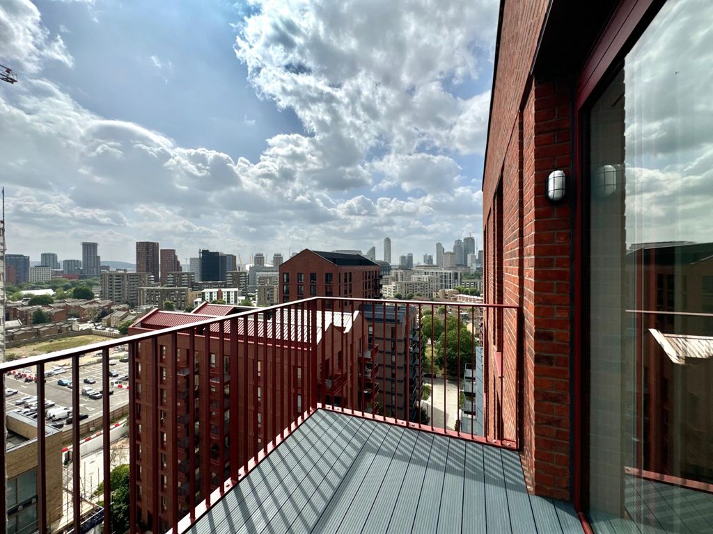 Property photo 3 of 18 Gallery