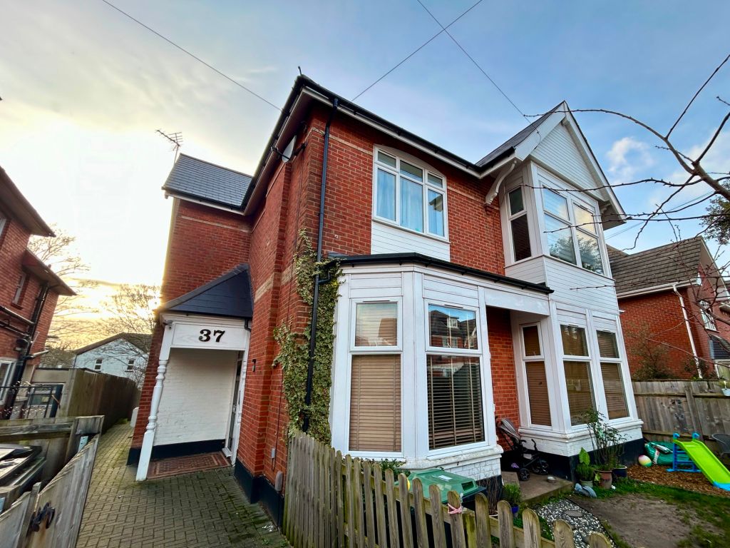 Property photo 1 of 11