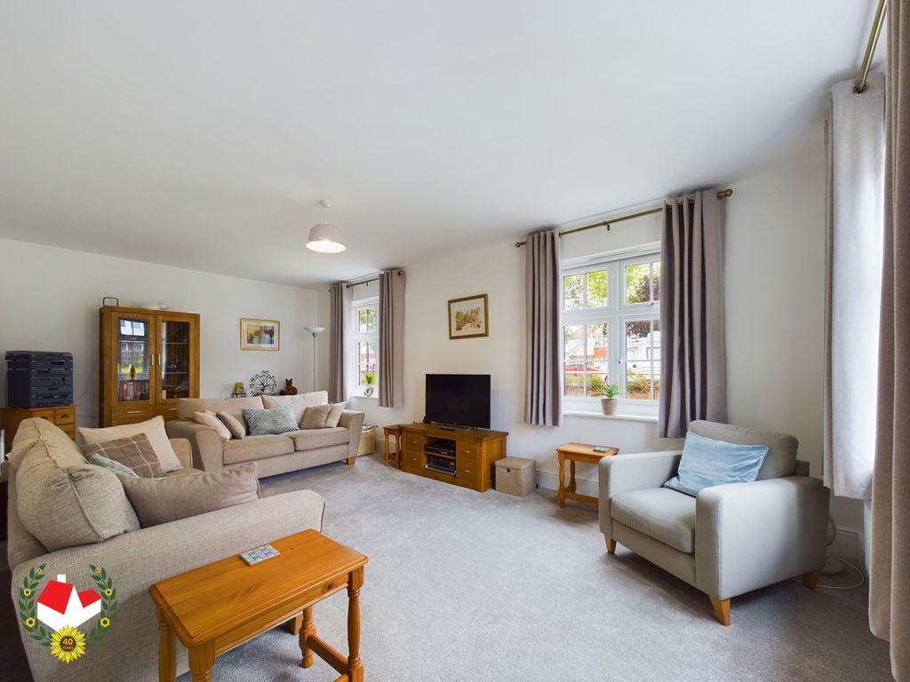 Property photo 2 of 16 Photo 2