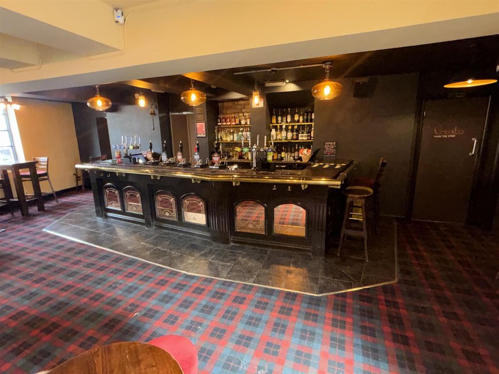 Property photo 2 of 9 Photo 1