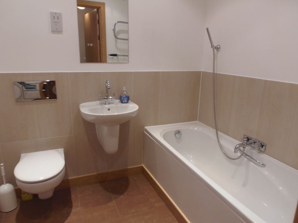 Property photo 3 of 3