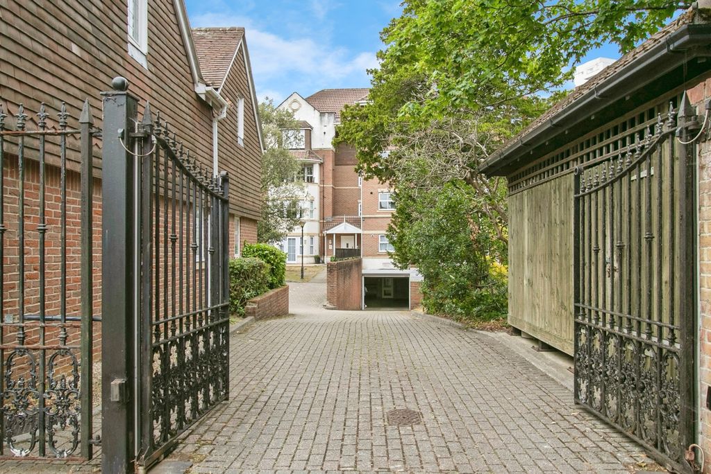 Property photo 1 of 16 Photo