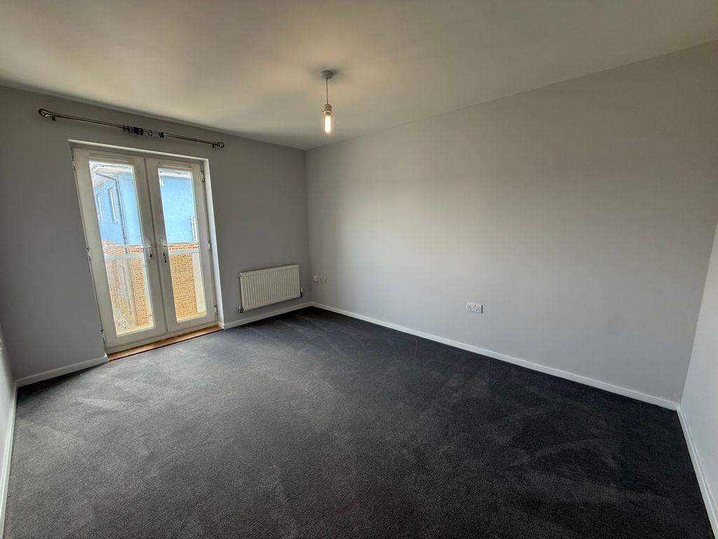 Property photo 3 of 6 Image